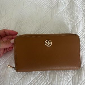Tory Burch Leather Wallet